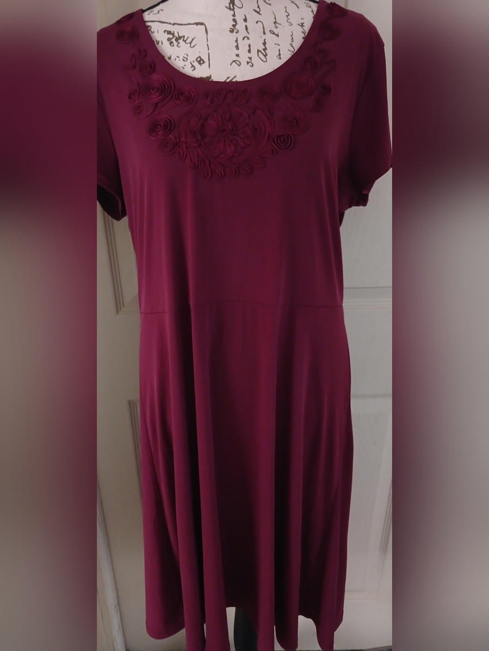 5/$25 Coldwater Creek Wine Floral-Applique Scoop-Neck Dress
